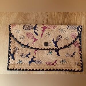 Vintage leather tooled fish pattern brown snap button boho clutch purse